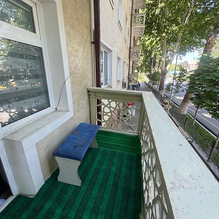 Registan Apartment Samarkand Luaran gambar